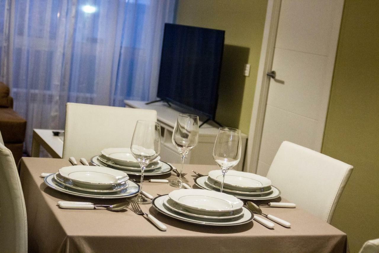 Apartamento Centrico Y Tranquilo En Santiago De Compostelaアパートメント エクステリア 写真